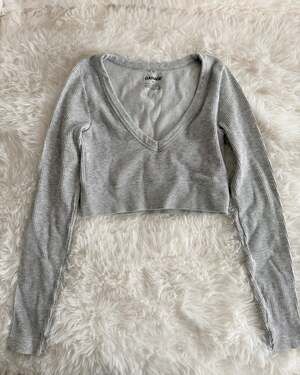 Garage Grey Ribbed V-Neck Cropped Long Sleeve Top Size P/S